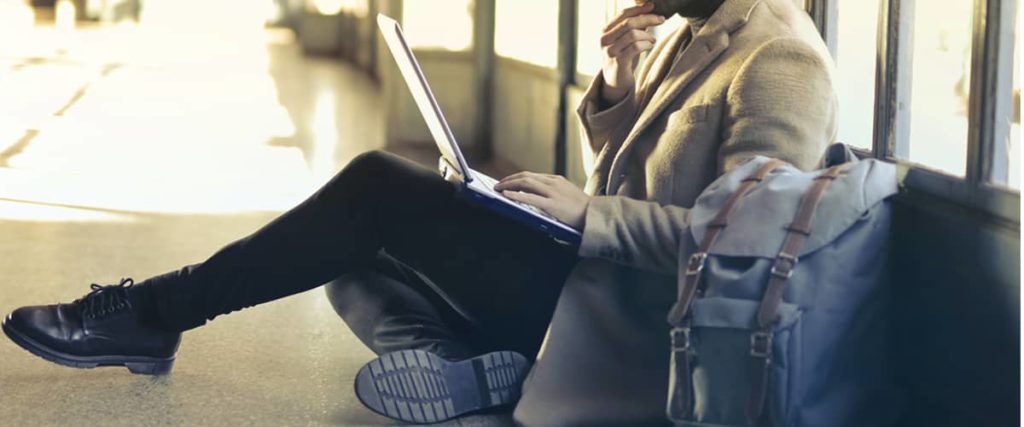 guy-laptop